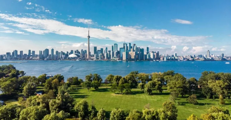 Ultimate Guide Toronto 22 Best things to do