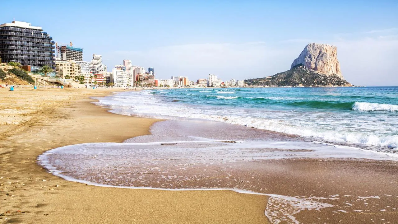 What to do in Alicante in April 2024