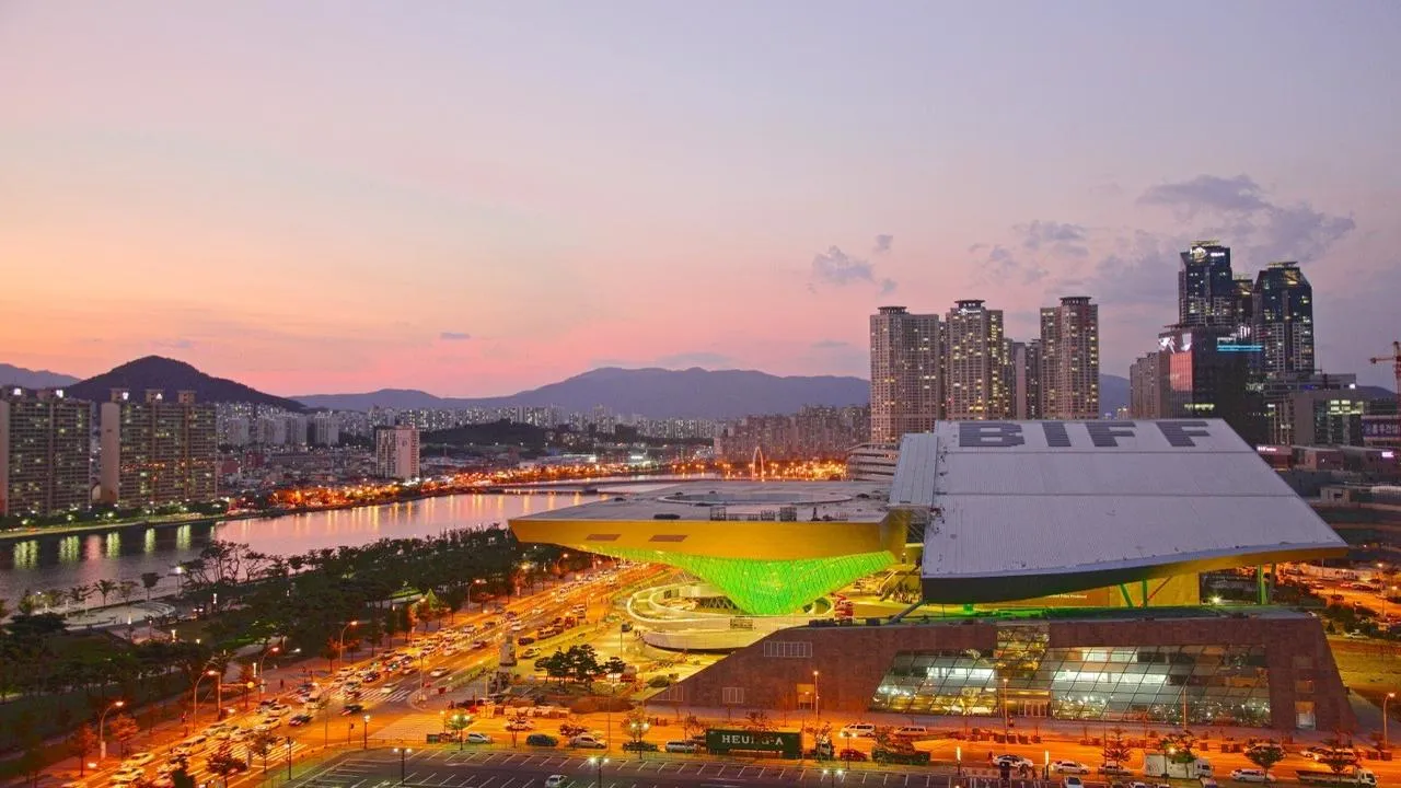 What to do in Busan in April 2024